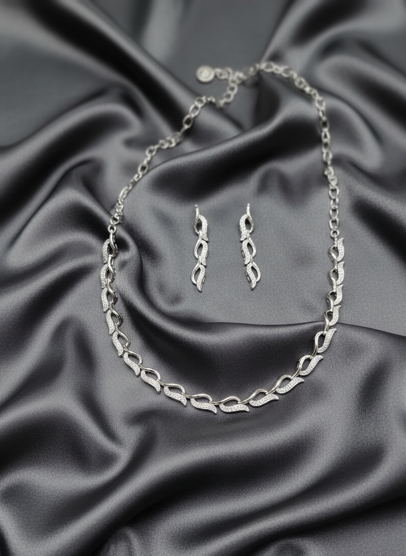 Silver Serenity AD Necklace Set