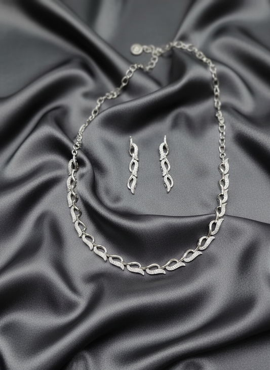 Silver Serenity AD Necklace Set