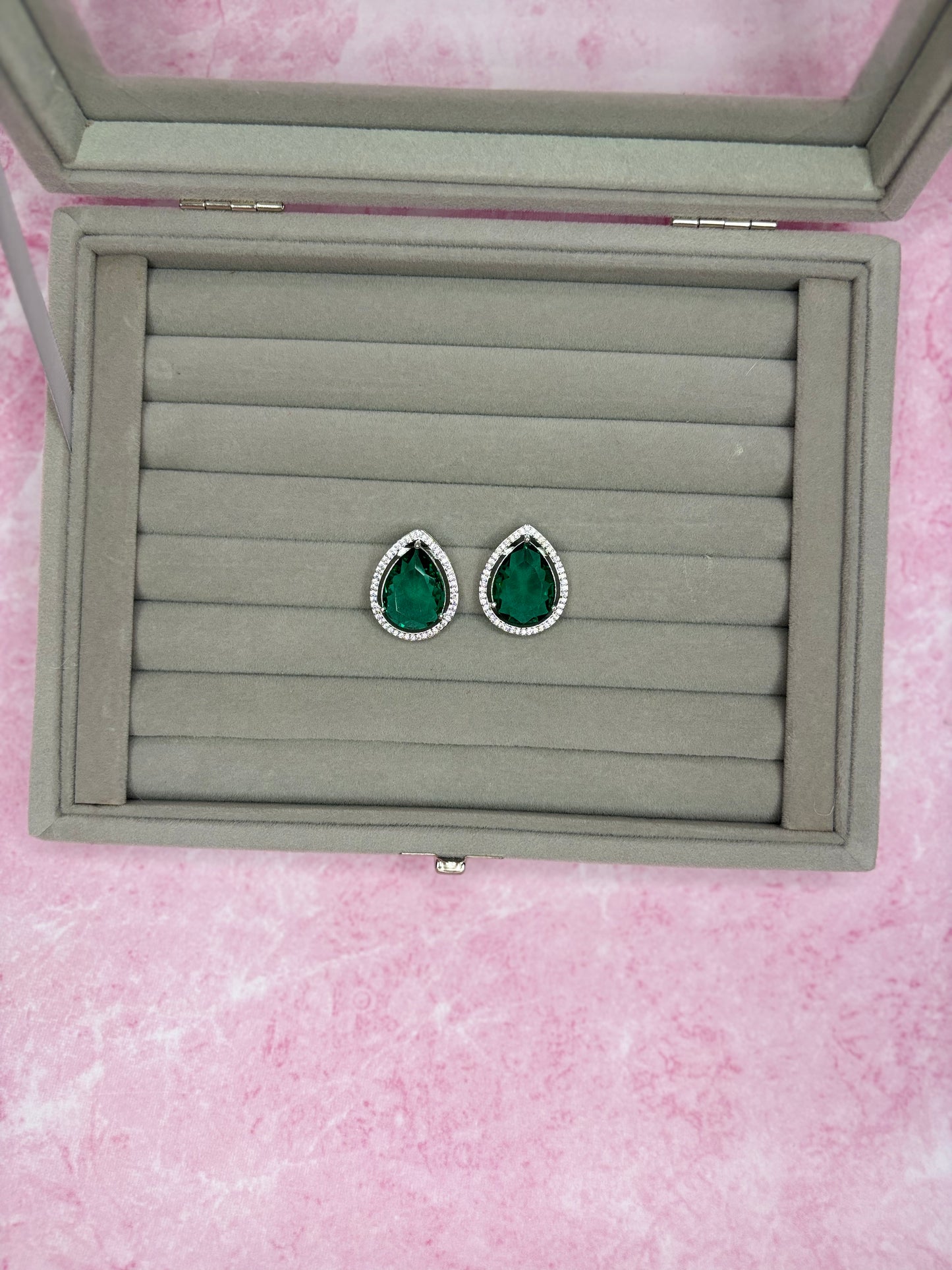 Emerald Echo AD Studs