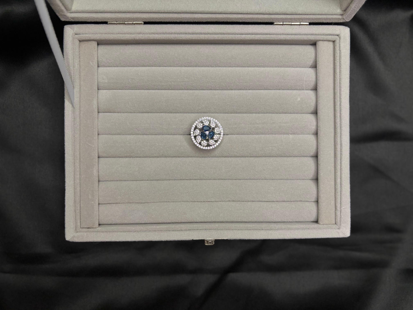 Royal blue spark AD ring