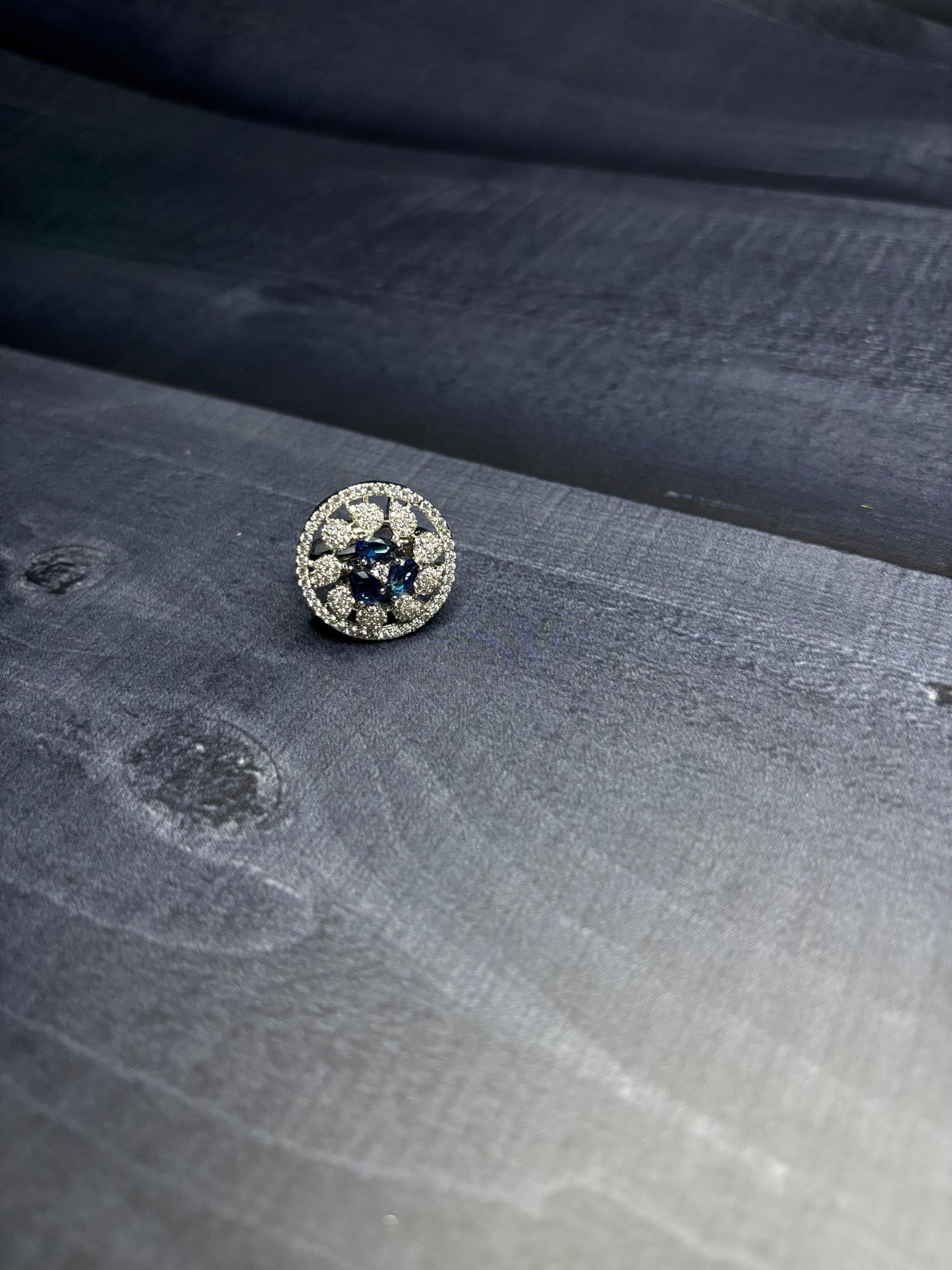 Royal blue spark AD ring